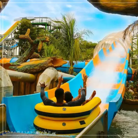 thermas-e-cia-imagem-galeria-montanha-russa-aquatica-atracao-radical-no-thermas-dos-laranjais-6897a3103e9a7_2.webp